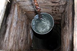 Строительство колодцев, рытье септиков, водоснабжение